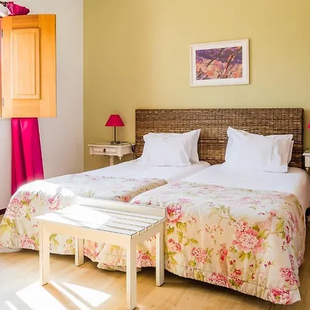 Casa Da Padeira Hotel *