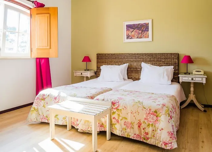 Casa Da Padeira Hotel *